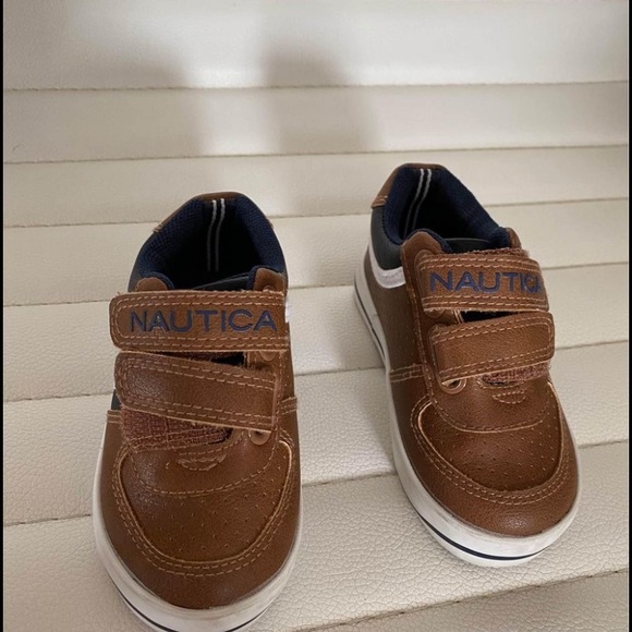 Nautica Toddler shoes. Size 5 - Picture 2 of 5